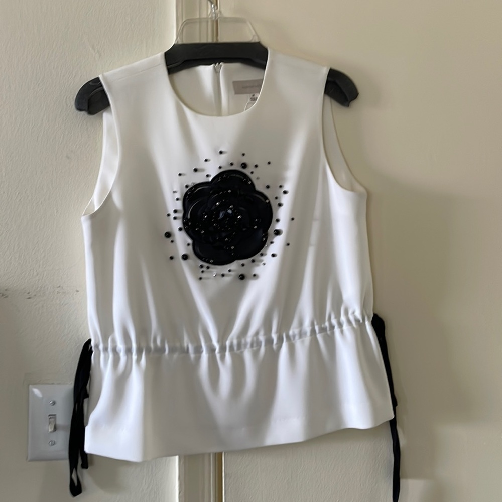 Mignon Doo beautiful top! Worn only once!